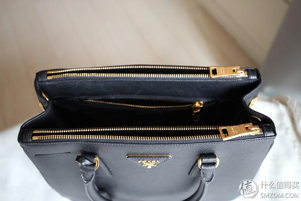 拎PRADA的小恶魔 — 三亚免税店购入 PRADA 普拉达