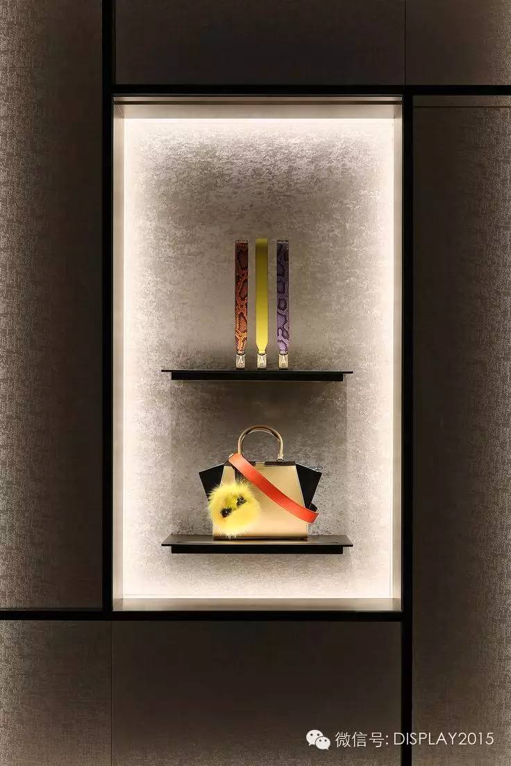 FENDI橱窗||春风十里不如你