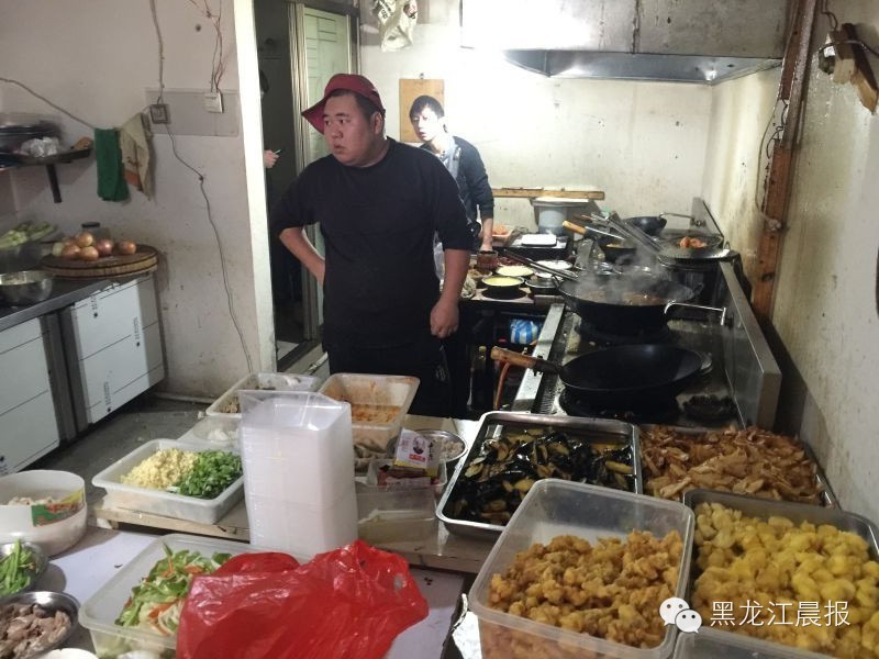 饿了么？看完厨房就不饿了！一些无照“黑店”加盟“饿了么”