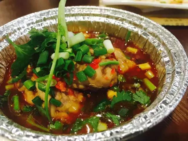 炭火上油脂的高级娇喘，为你撕开这个夏天吃肉的最高性价比