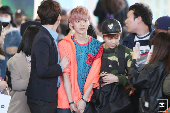 鹿晗巅峰时期有多夸张高街穿搭,鹿晗早期惊艳足球服照