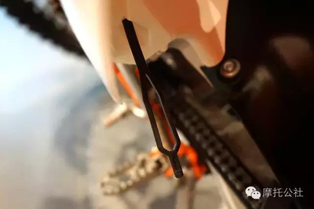 ktm450exc越野版,ktm450sx-f与450exc区别