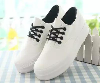 雨天湿鞋子怎么洗鞋好,下雨天穿了磨砂鞋怎么清洗