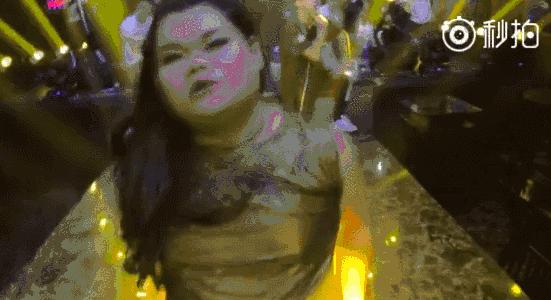 史上最辣眼睛的女神Polla，叫你一声你敢答应么？