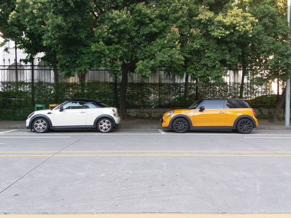 三星galaxy2000,三星c7新款手机