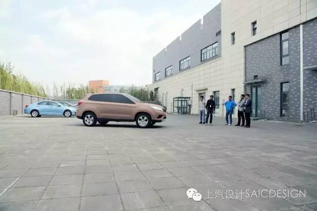 荣威2016rx5互联网自动版,荣威全新rx5模型