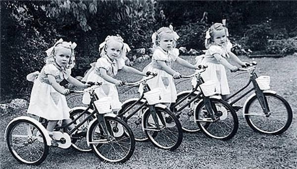 家里有四胞胎是种什么体验,家里有四胞胎怎么样了