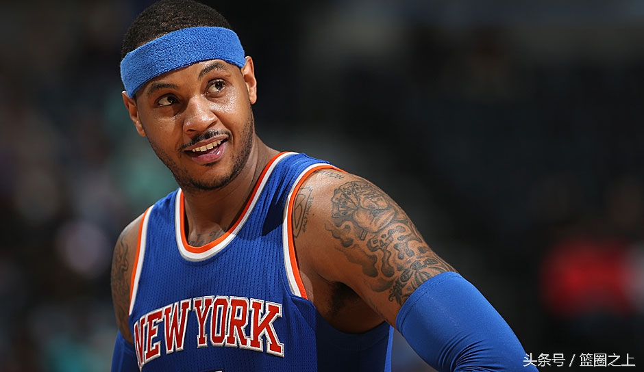 尼克斯已退役球衣,尼克斯退了两件15号球衣