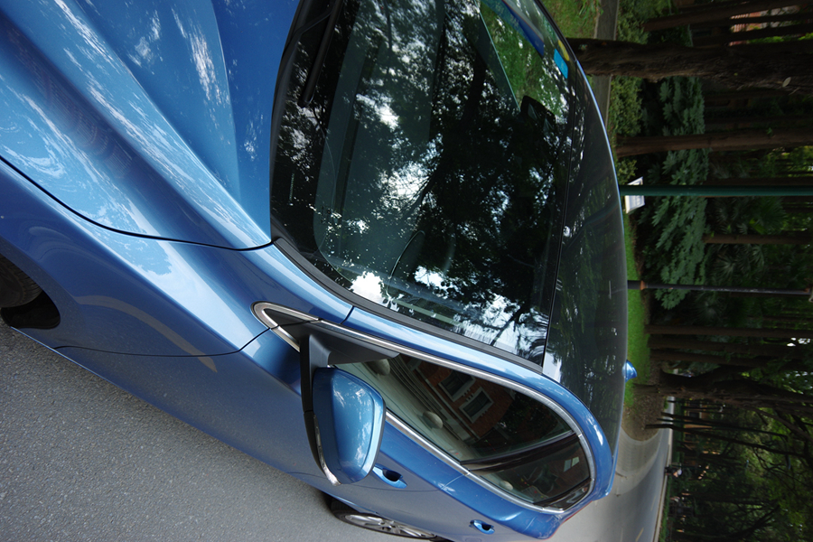 污！美女设计师竟然最喜欢V40的那个部位！