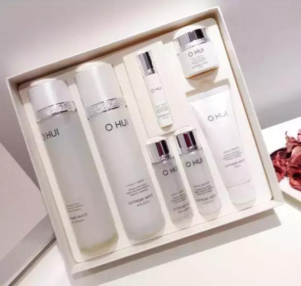 lg生活健康个护海外旗舰店,ohui欧蕙极致水乳套盒使用顺序