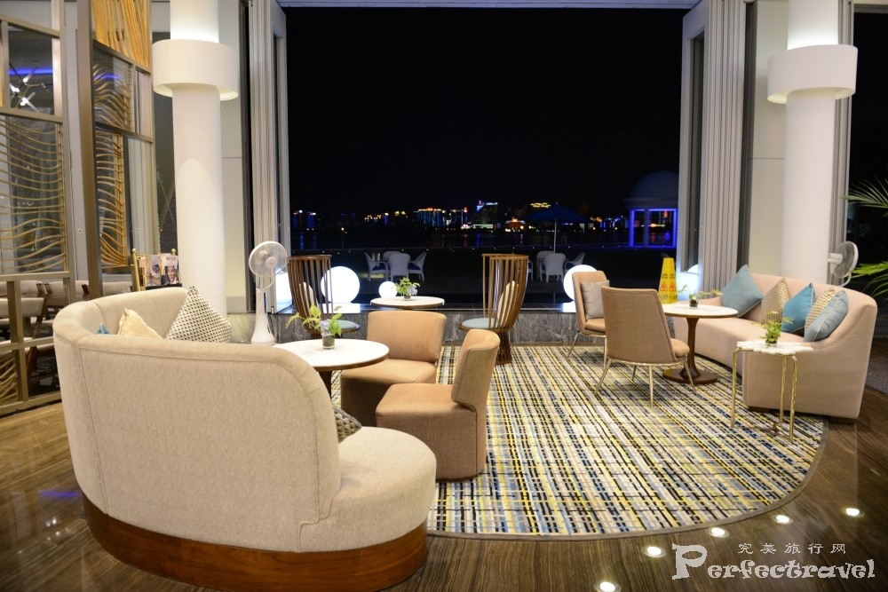 三亚凤凰岛度假酒店怎么样,三亚凤凰岛度假酒店夜景