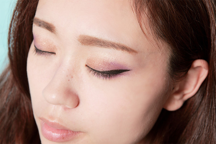 适合夏天的清爽的妆容无美瞳,夏季妆容教程迪奥