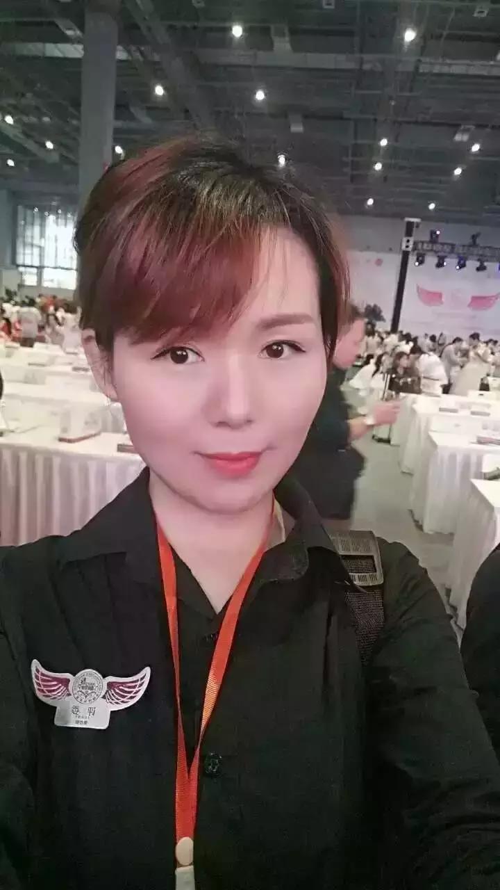 万人大赛完整版视频,世冠总决赛万人现场