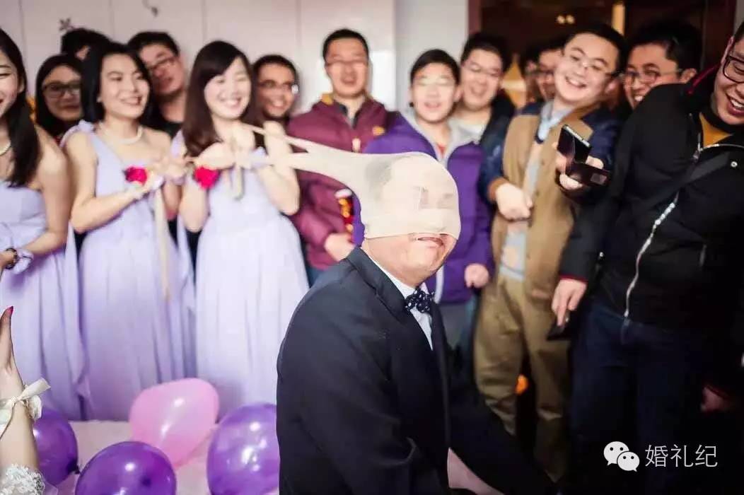 大早陪妆提嫁妆接送新娘最后伴娘红包竟然只有20块？！