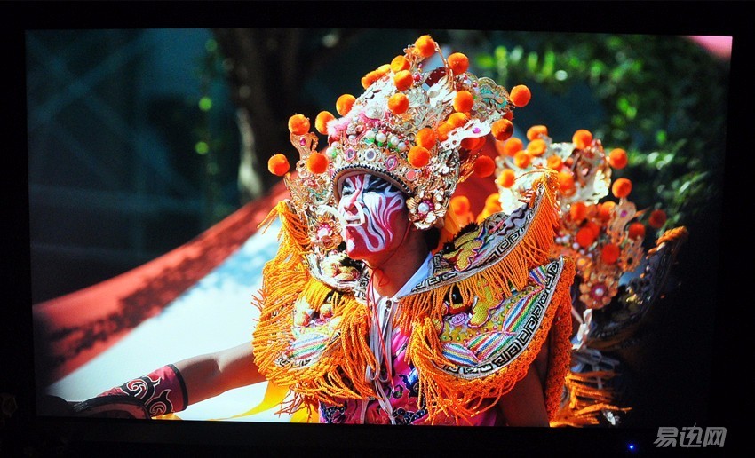 专门为设计师提供的一款显示器,设计师为什么喜欢苹果电脑