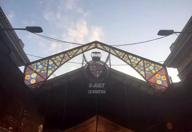 西班牙巴塞罗那自由行热门攻略,西班牙怎么玩