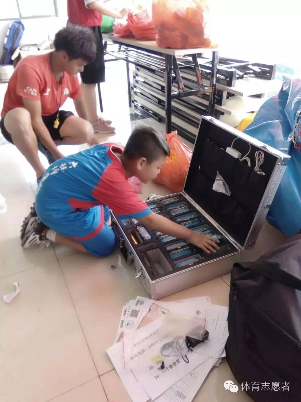 有传闻，苍老师要到6号体育公园开班，教足球，与粉丝互动？！