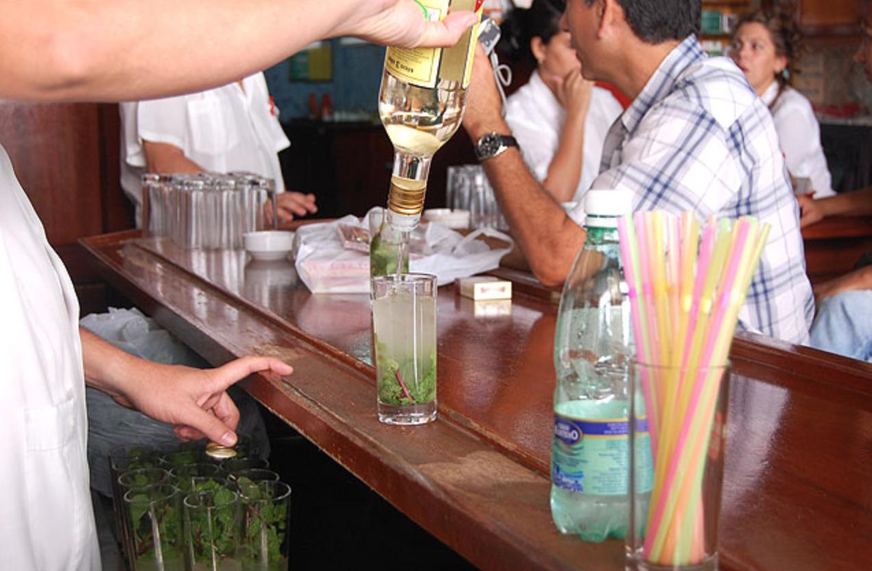 古巴的那家“五分钱酒馆”，你欠了海明威的1杯mojito
