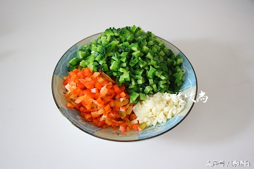 韩国鲜肉组合的心头爱！片场明星们的自备下饭秘笈！