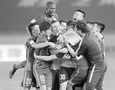 鑻卞浗涓秴姣旇禌2020鐩存挱,鑻卞浗娴峰鐩存挱