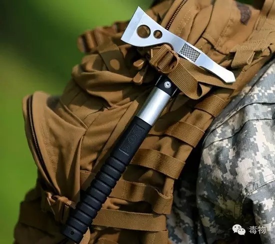 披荆斩棘的战斧用什么钢材,拿好你的战斧为自己披荆斩棘