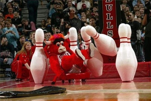 购物中心靠什么吸客流,购物中心吸粉方案