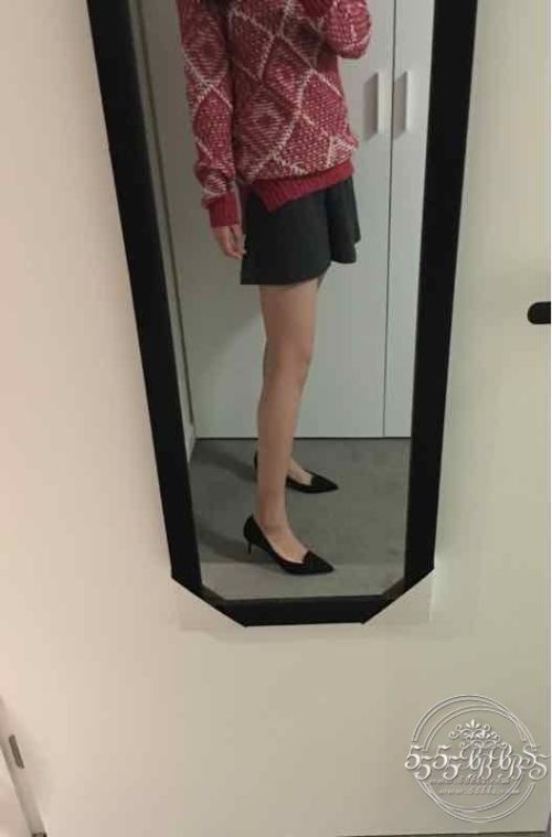 尖头平底鞋valentino,一周看点完整版