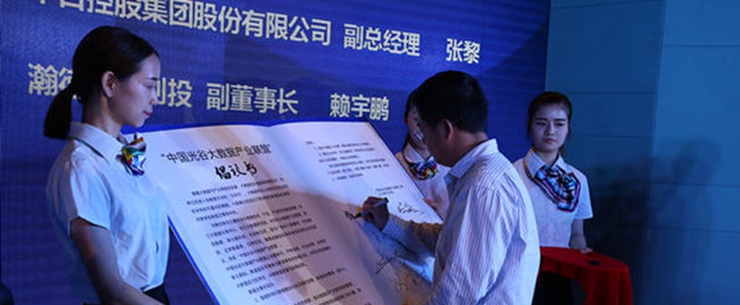 大数据周周看：甲骨文、微软一言不合狂掷金，没几十亿你咋上头条