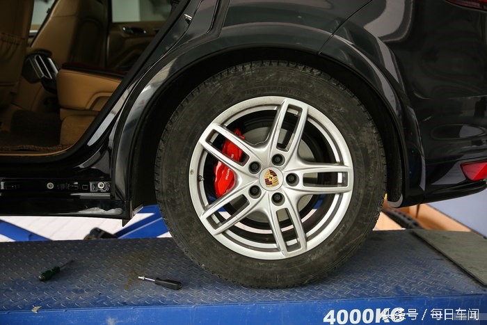 卡宴升级gts包围费用,16款卡宴改gts包围多少钱