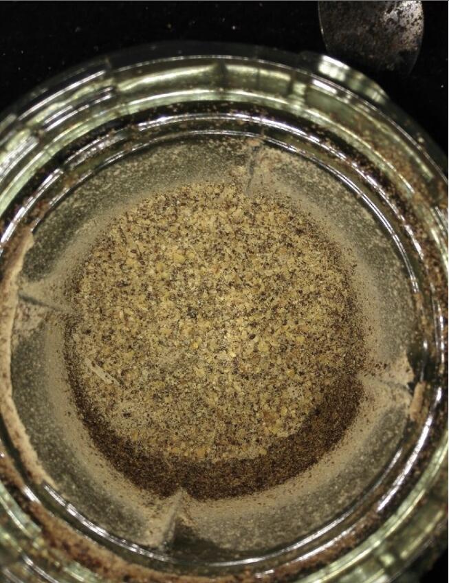 鲫鱼排名第一饵料秘方,鲫鱼爆护饵料