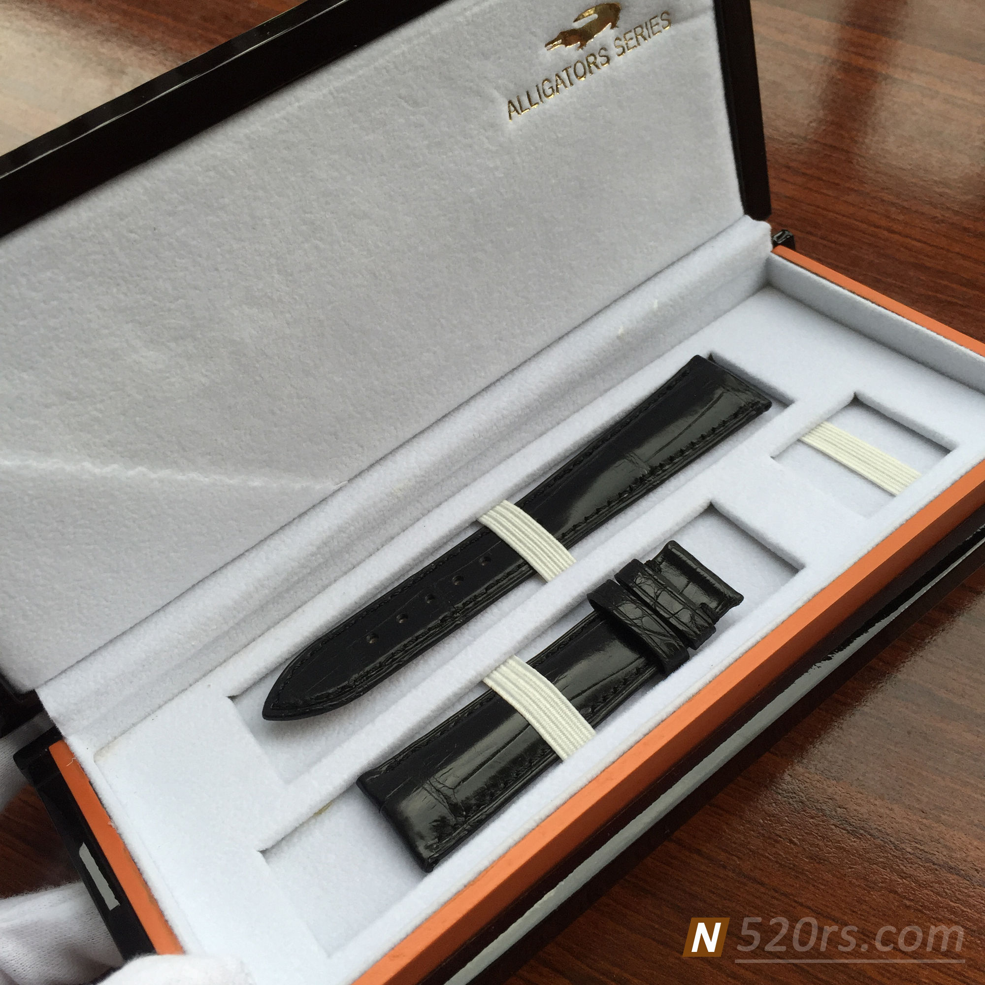 劳力士蚝式恒动手表怎样调时间,奢华珠宝手表