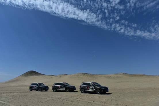 超多美图慎入！开神车，走丝路，这些不可思议的美景就在中国！