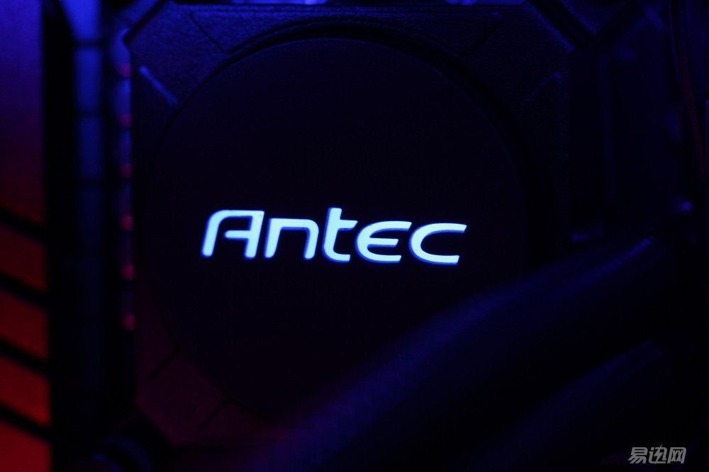 追风者515机箱可以装大主板吗,华擎b150装nvme