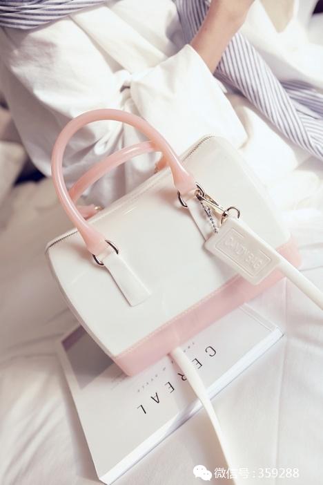 韩版女包时尚潮流,时尚少女高级感大容量女包