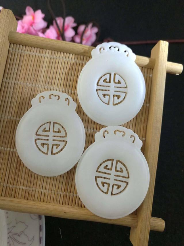 砗磲表面磨砂怎么能变回光亮,砗磲不光亮