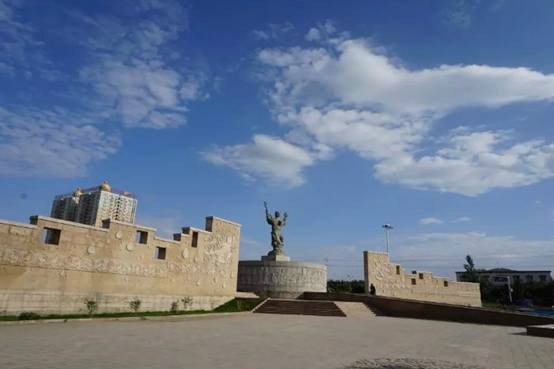 超多美图慎入！开神车，走丝路，这些不可思议的美景就在中国！