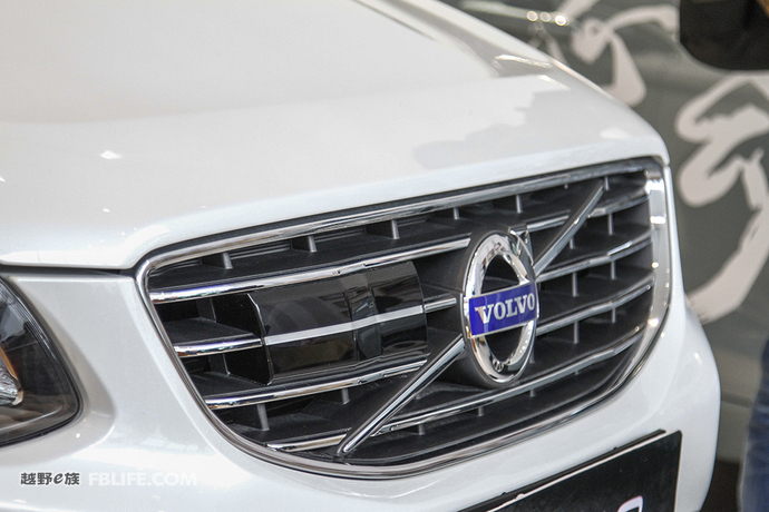 沃尔沃xc60试驾视频2020第一视角,2023款沃尔沃xc60高原试驾