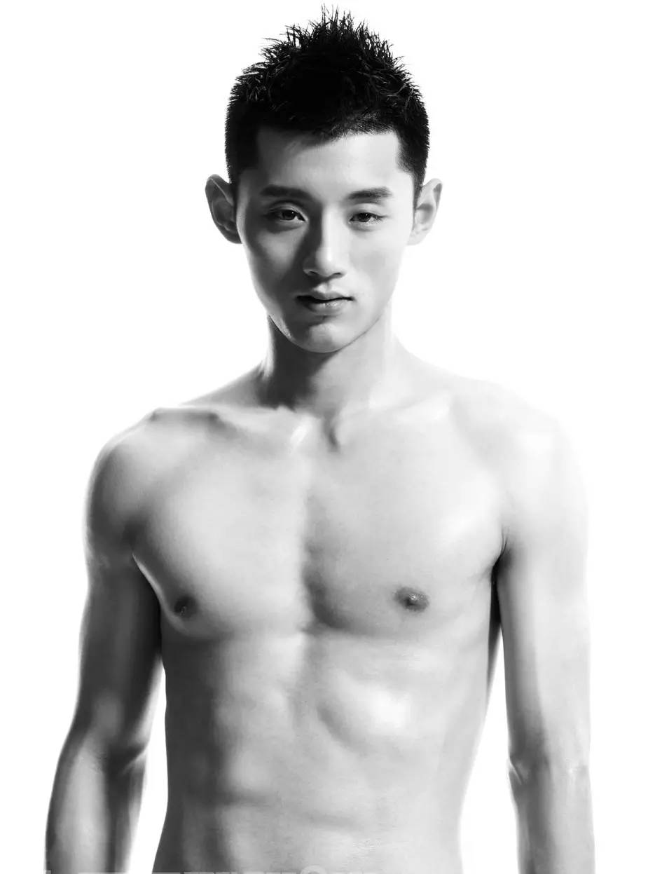 孙杨和宁泽涛的腹肌,孙杨和宁泽涛肌肉