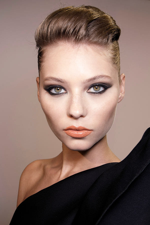 女生超短发结婚造型,短发新娘不用假发的简单造型