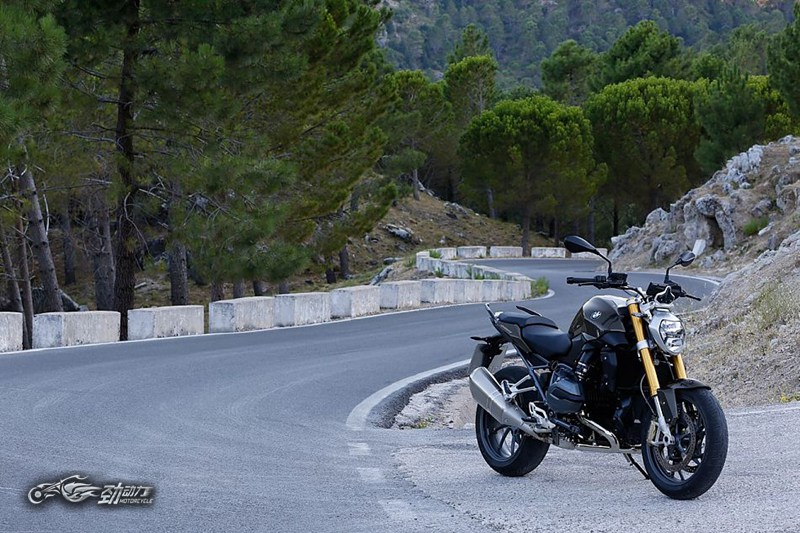 宝马r1200r多少钱,宝马r1200r测评