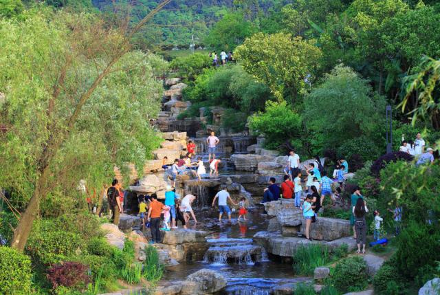 最新长沙旅游推荐,去长沙旅游必去的景点有哪些