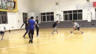 娘炮？你想太多！论运动北京爷们儿鹿晗撕对手没疑问