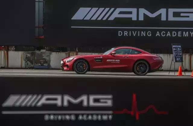 体验AMG驾驶学院：都是赛道暴君，不过容易让人有了新欢忘旧爱