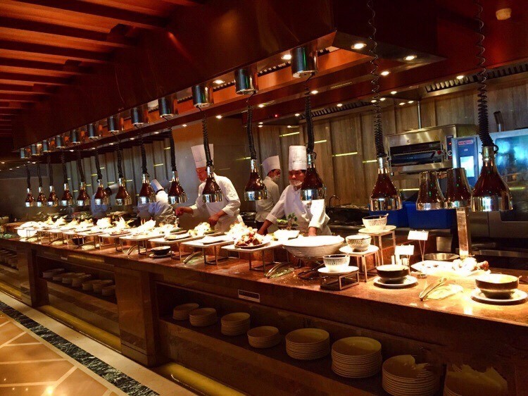 青岛自助餐现在价格,扫荡美食