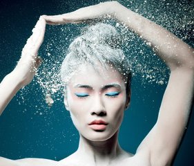 例假期间脸上长痘痘怎么调理,教你如何去除姨妈痘痘