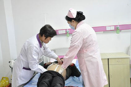 孕妈妈怀孕后期一整天反复疼痛,怀孕后乳房老是疼如何缓解