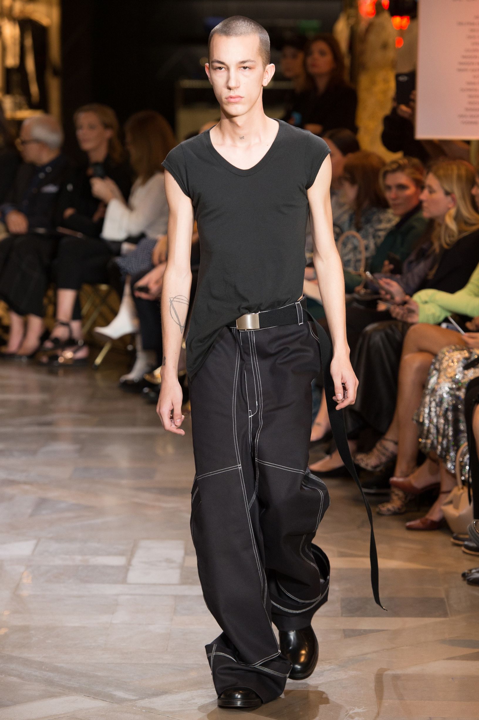 vetements衣服怎么样,vetements新款上新