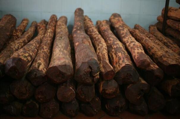 住豪宅不开心,住豪宅又不开心