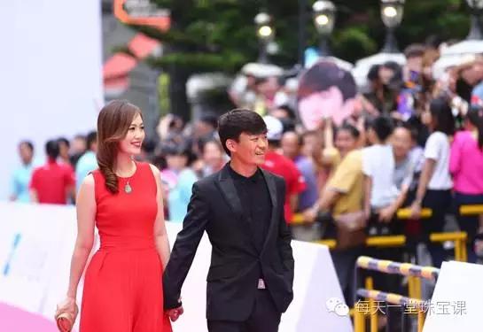 马蓉为王宝强庆生,马蓉曝光王宝强账单