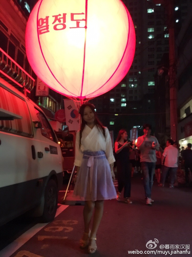 穿着汉服去外国旅游,穿着汉服去旅行